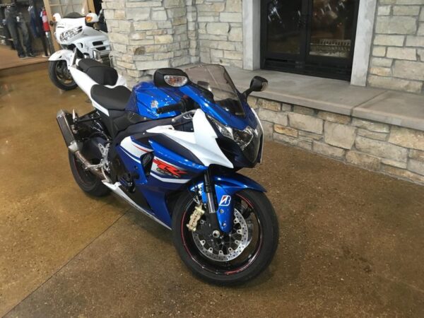 2012 Suzuki GSX™ R1000 - Image 4