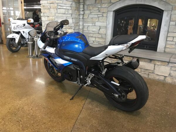 2012 Suzuki GSX™ R1000 - Image 10